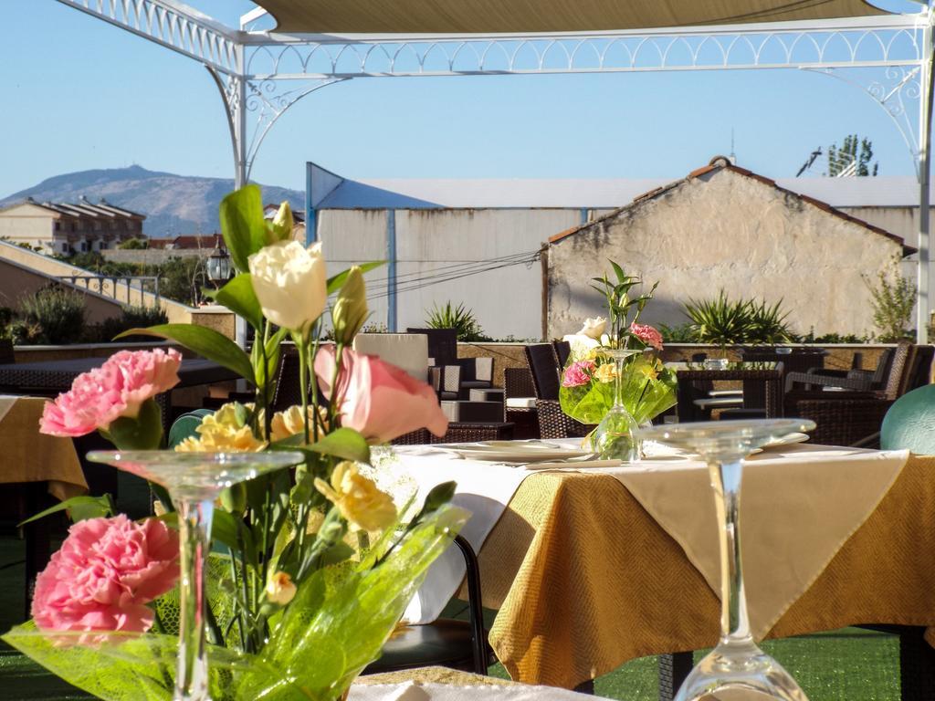 Hotel Poniente Moraleda De Zafayona 외부 사진
