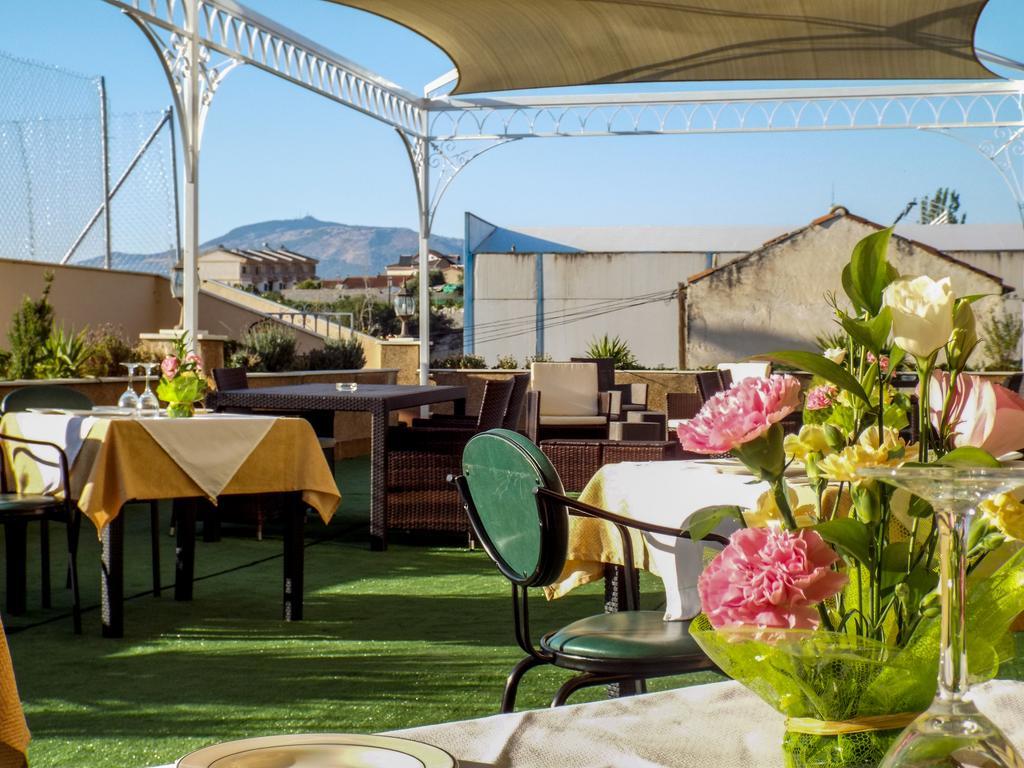 Hotel Poniente Moraleda De Zafayona 외부 사진